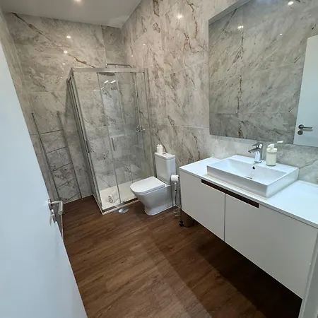 River Apartman